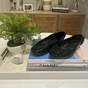 MICHAEL KORS MK Logo Toe Lindsay Ballet Flats in All Black Size 10